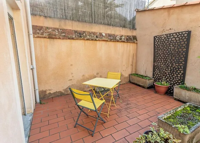 Centre Au Calme-terrasse-parking- *