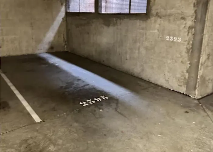 Centre Au Calme-terrasse-parking- * تولوز